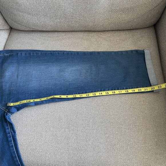 Santana Jeans Capris - Picture 7 of 10